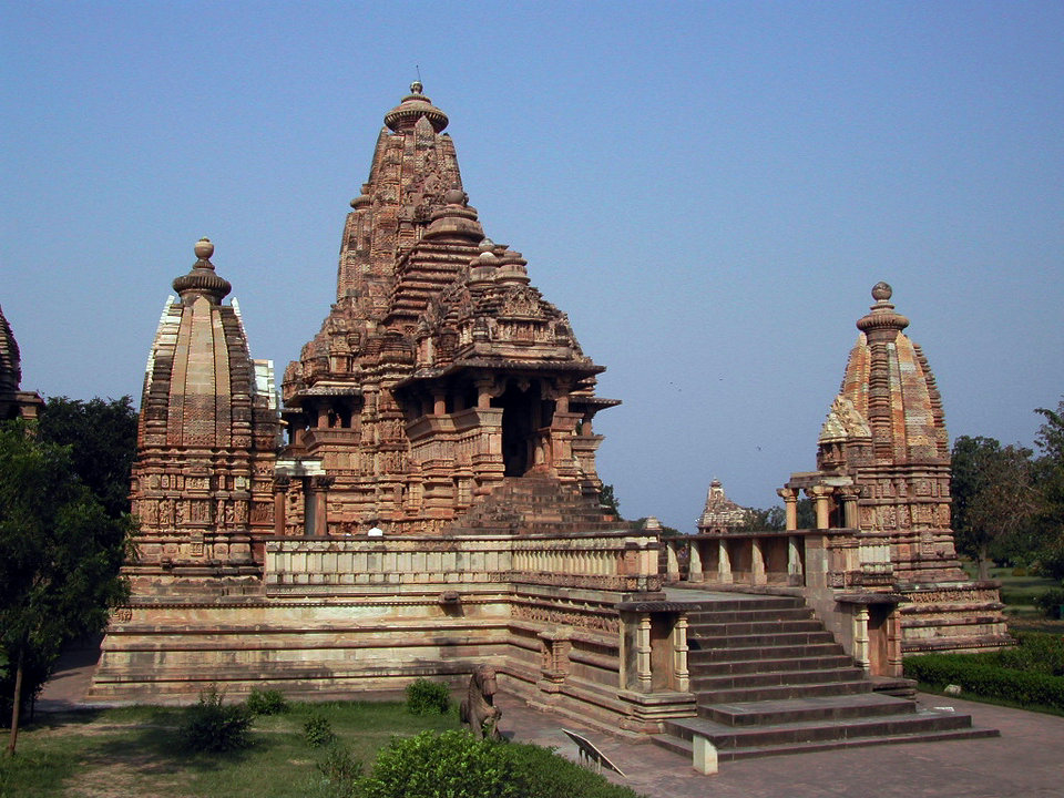 Hindu temple architecture style