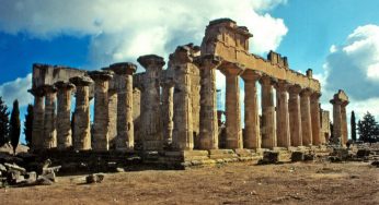 Influences of Ancient Greek temple