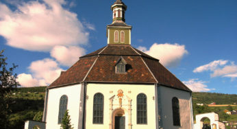 Achteckige Kirchen in Norwegen