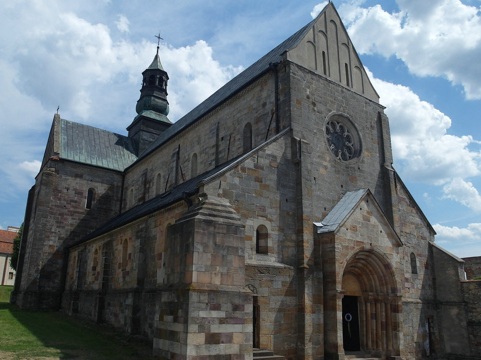 Romanesque architecture in Poland