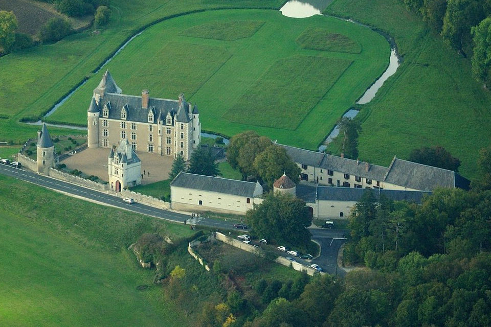 蒙彼歌城堡，法国塞雷拉龙德