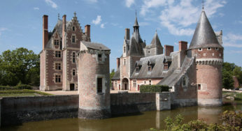 Château du Moulin, Lassay-sur-Croisne, France