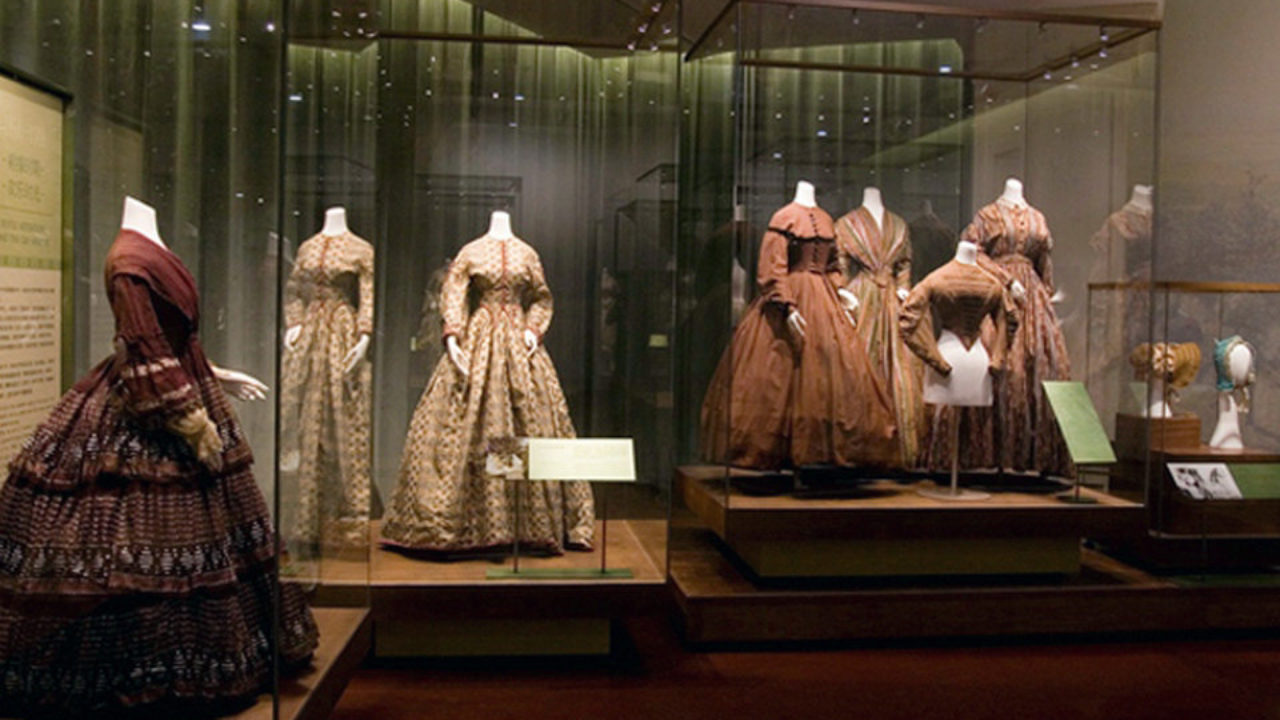 農村から都市まで 400年の西洋ファッション 中国国立シルク博物館 Hisour 芸術 文化 美術 歴史