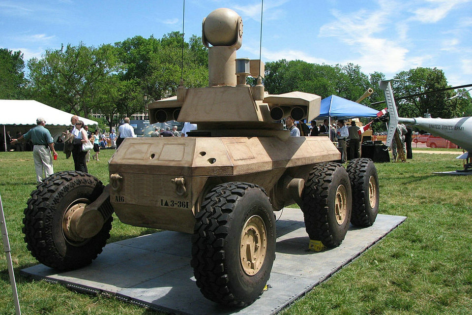 सैन्य रोबोट