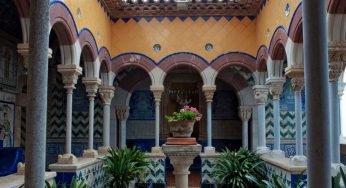 The cloisters, Palau de Maricel