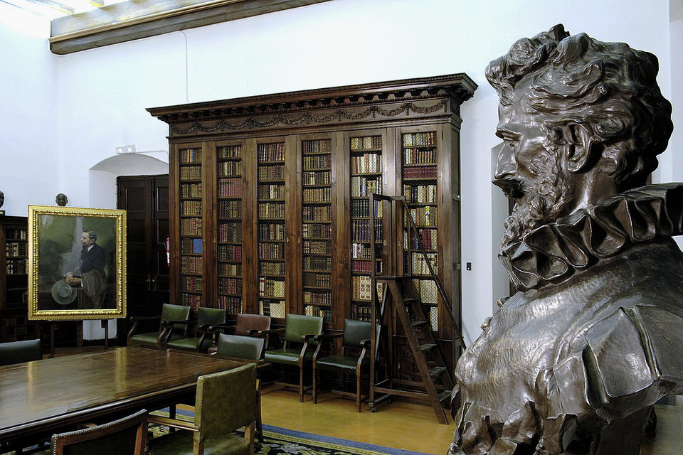 서반 티나 룸, 카탈로니아 도서관