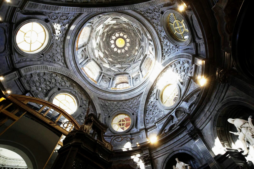 Часовня Святой Плащаницы, Королевский дворец в Турине, Италия