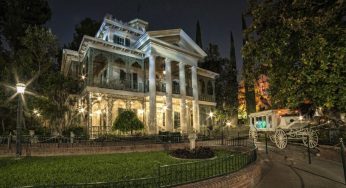 Führung durch den New Orleans Square, Disneyland Park, Kalifornien, USA